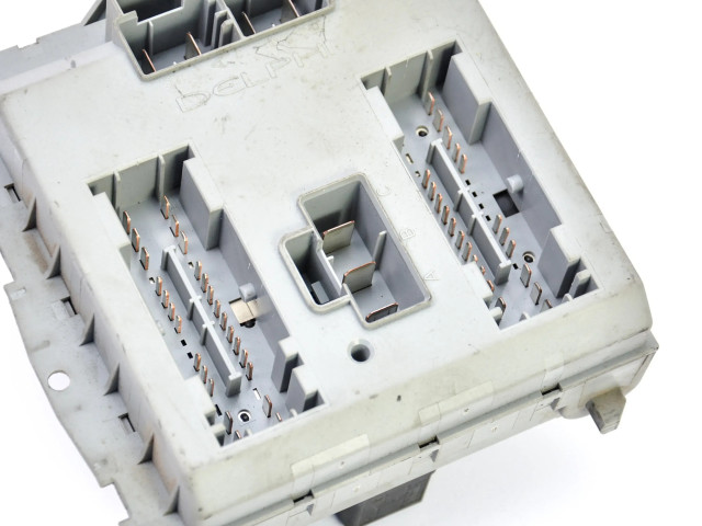 Pojistková skříňka 46835581 Fiat Punto (188) 2003