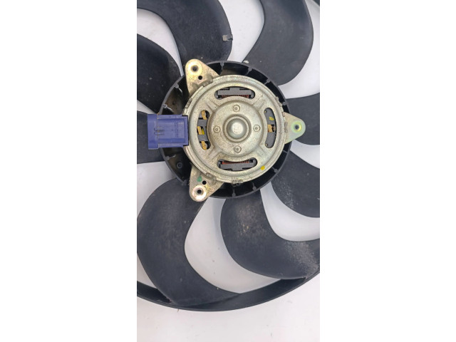 Вентилятор радиатора     214818009R, SR503113    Renault Clio IV 