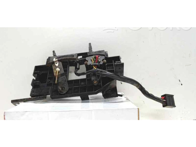 Řídící jednotka 200061263F Nissan Patrol 160