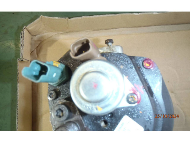 Топливный насос 28237090 Renault Clio IV