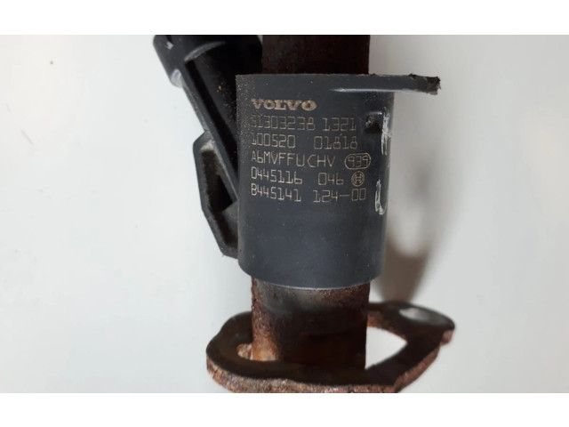Форсунка 31303238, 0445116046    Volvo V70   