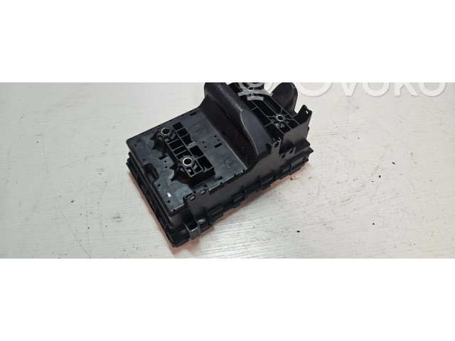 Pojistková skříňka 63513678 Chrysler Pacifica 2018