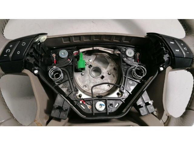 Руль Volvo XC90  2003-2006 года P5507003      