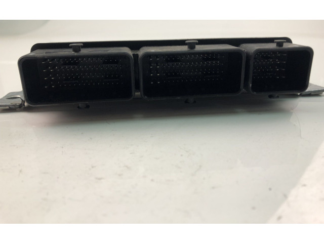 Блок управления двигателем Блок управления 237104639S, 237104638S   Dacia Sandero III