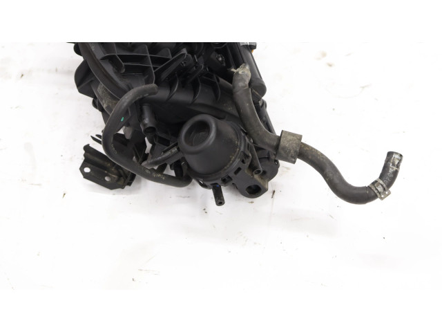 Всасывающий коллектор 06L133201N Audi Q5 SQ5