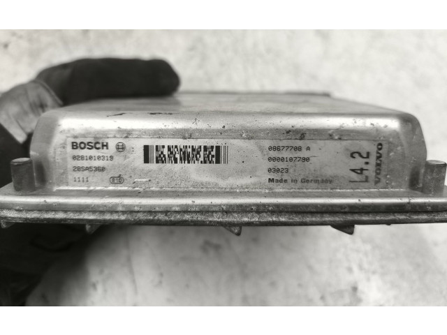 Блок управления двигателя 08677708A Volvo S80