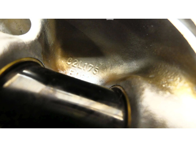 Поршень D4204T5 82L175 Volvo S60