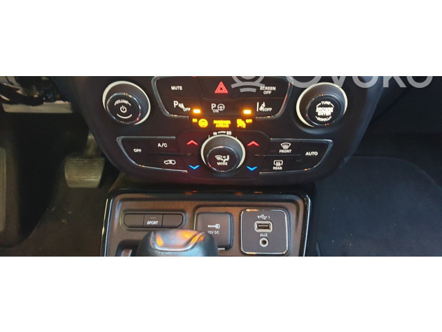 Блок управления климат-контролем 60928133 Jeep Compass