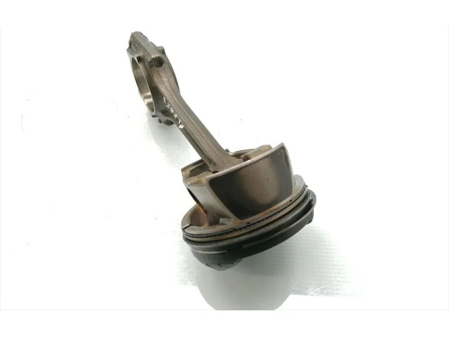  Поршень с шатуном  BLX  Audi A3 S3 8P  