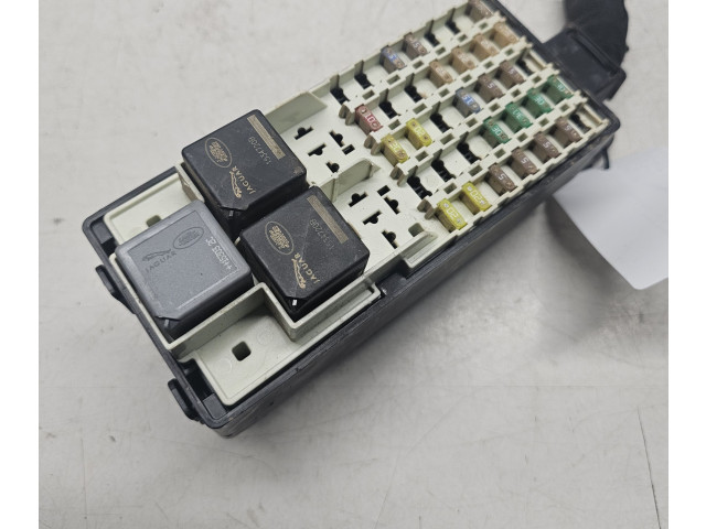Блок предохранителей Jaguar XE