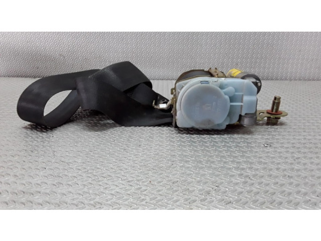 Передний ремень безопасности