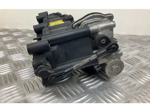 Přístrojová deska Volkswagen Touareg II 2010 059129711BS, 059129086L