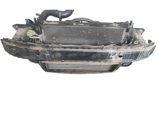 Комплект радиатора D4204T   Volvo  C30  2007 - 2010 года