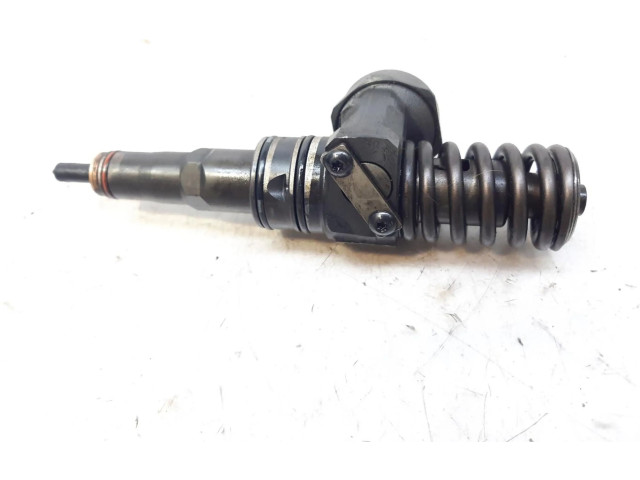 Форсунка 038130073AG Skoda Octavia Mk2 (1Z)