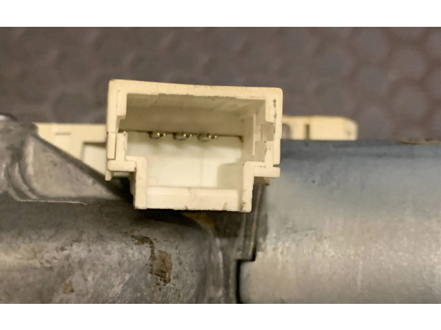 Моторчик заднего дворника 8200031083, 53015512    Renault Espace IV