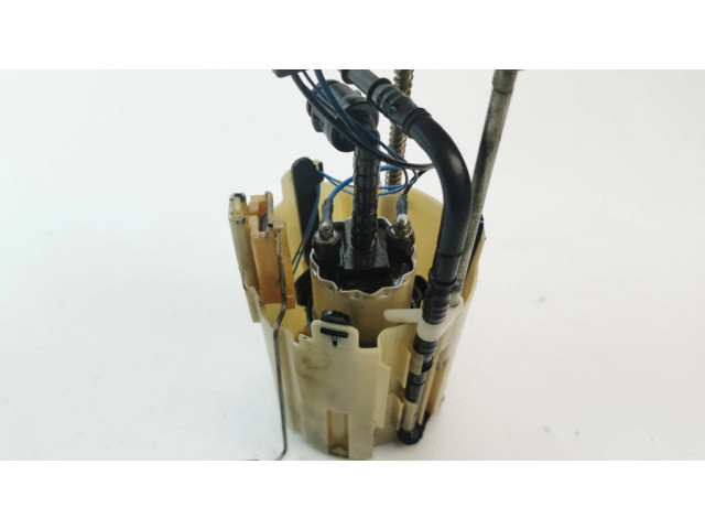 Насос топлива (в топливном баке)