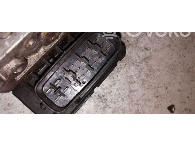 Блок АБС    Toyota  Corolla Verso E121  2001 - 2004 года