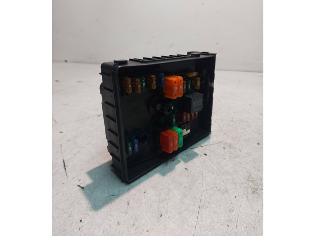   Pojistková skříňka 1K0937821D, 2K1937535K   Volkswagen Caddy 2007