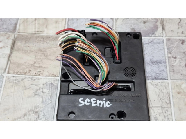 Блок предохранителей 8200029342B, S108502610G Renault Scenic I