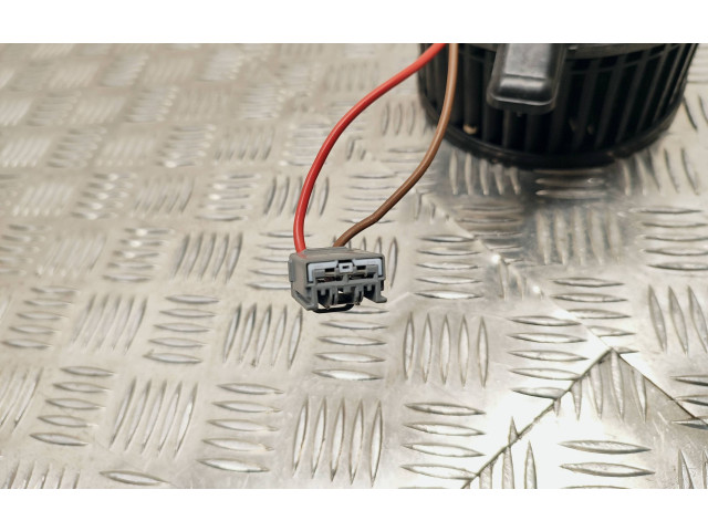 Вентилятор печки 13030815 Opel Meriva B