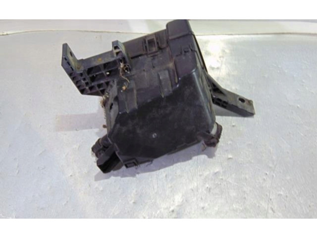   Pojistková skříňka    Fiat Sedici 2005