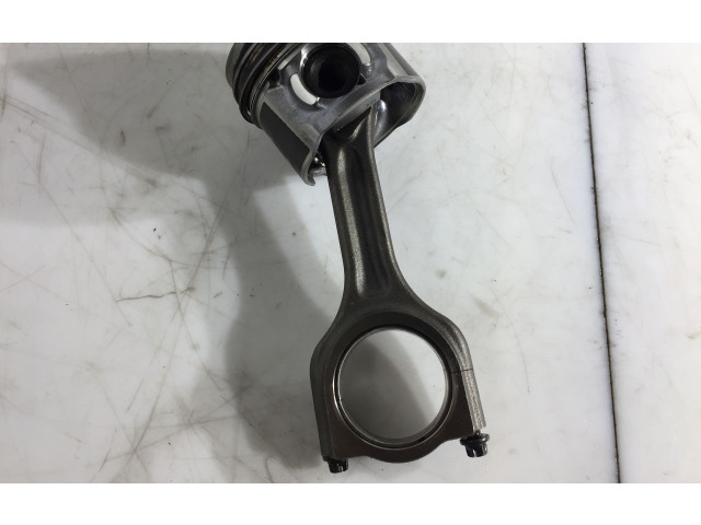 Píst 75L101   Ford Connect  pro naftový motor 1.6  