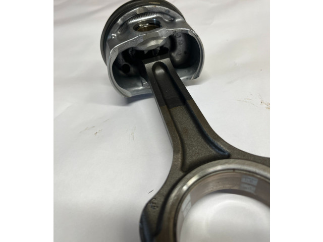  Поршень  PB5E6205AA, PB5E6205AA  Ford Mustang VI  