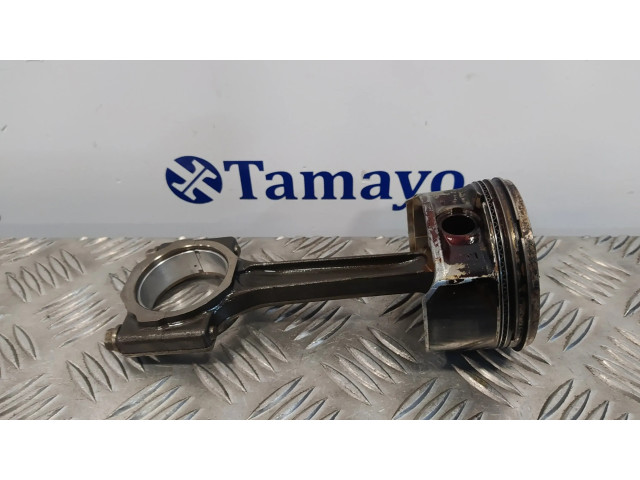 Поршень с шатуном W10B16D 04777716AA Mini One - Cooper R50 - 53 1.6