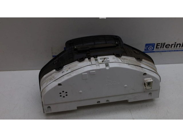 Панель приборов 31327582, 31327582   Volvo V70       