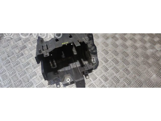 Блок предохранителей 68251775AA Jeep Grand Cherokee