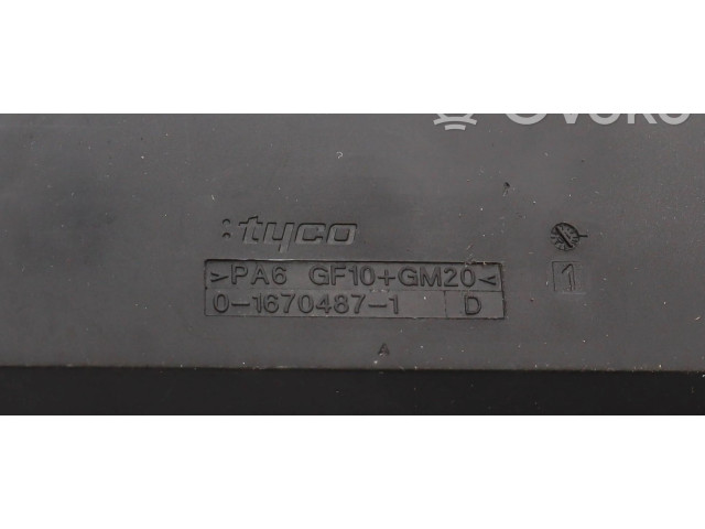 Блок предохранителей  9234421, 291010   BMW 5 F10 F11    