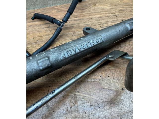 Магистральная трубка топлива 03L130089B, 600000001    Volkswagen Touran II   