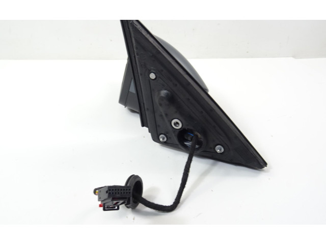 Зеркало электрическое Skoda Scala - года