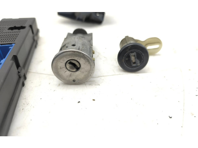 Комплект блоков управления 0281010992, 8200097237 Renault Avantime