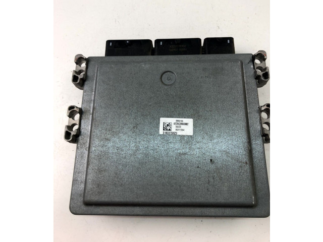 Řídící jednotka 237106957R   Renault Captur 2015