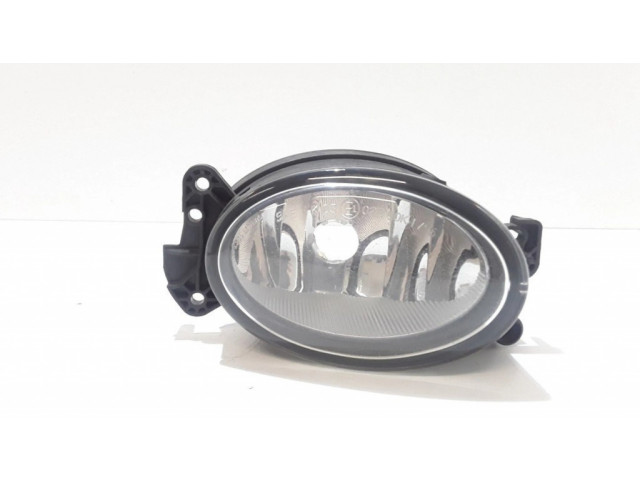Передняя противотуманная фара