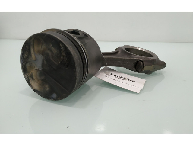 Píst    Nissan Terrano    TD27T 