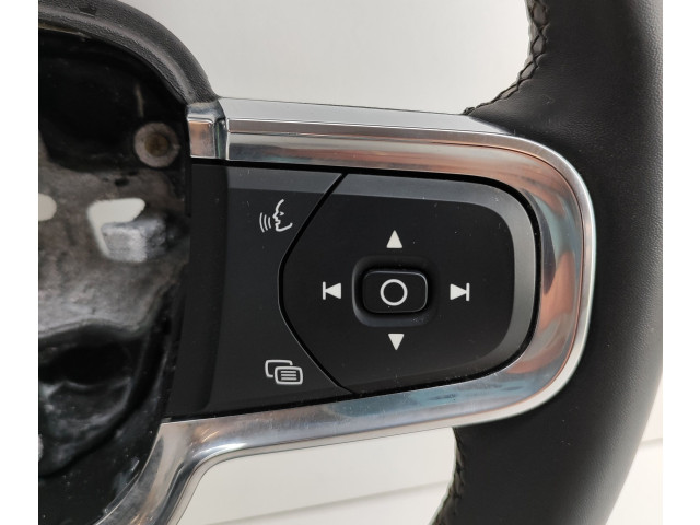 Руль Volvo XC40 - года P32366939, 34358453B