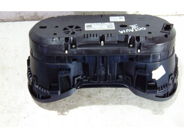 Панель приборов    Skoda Octavia Mk3 (5E)       