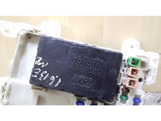 Pojistková skříňka 8264102060, MB2323008531 Toyota Corolla E120 E130 2006