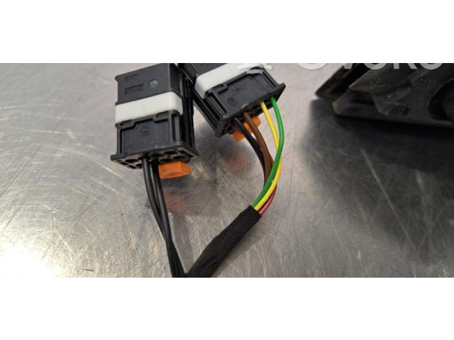 Zpětné zrcátko Citroen Berlingo 2023 98526836XT