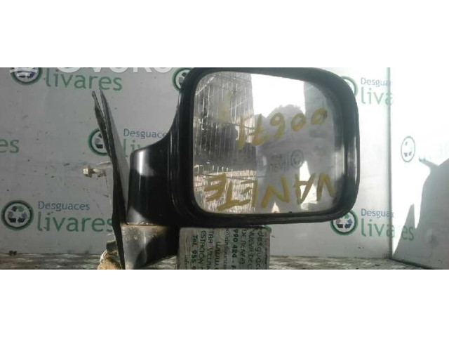 Зеркало электрическое Nissan Vanette