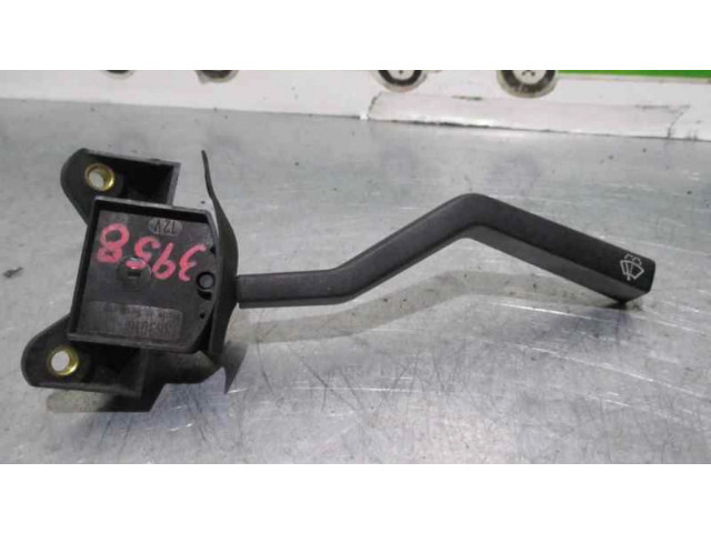 Ручка стеклоочистителей 1363016   Volvo 940