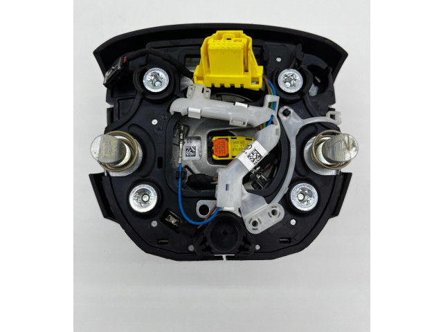 Подушка безопасности водителя    Audi RS3 8Y