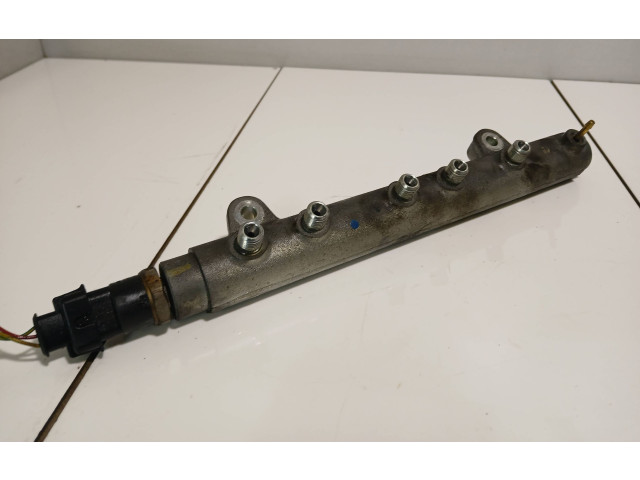 Топливная рампа 0445214051, 1077800212 Honda Accord