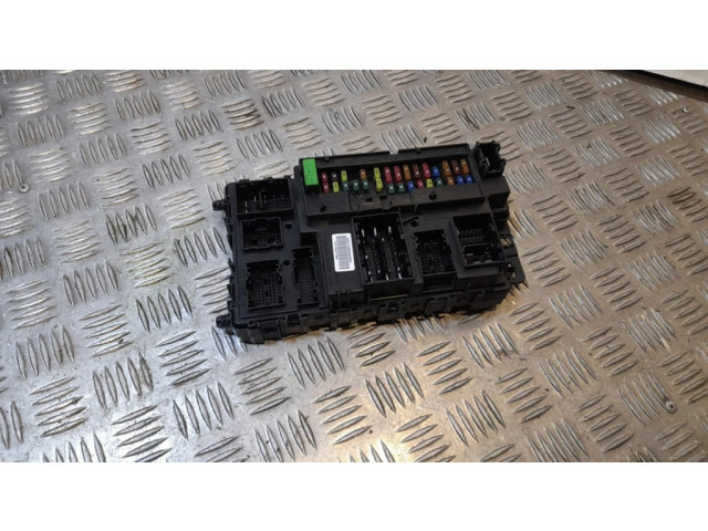 Pojistková skříňka DG9T14B476B, DG9T14B476C Ford Fusion II 2015