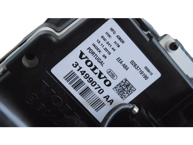 Панель приборов 31499070   Volvo XC90       