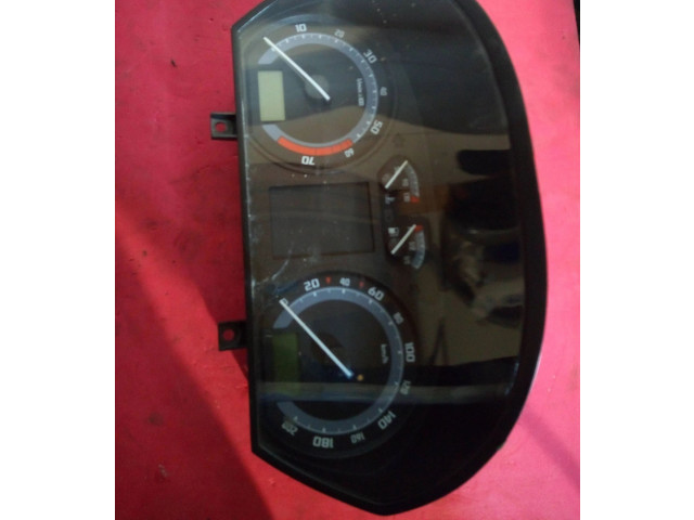 Панель приборов 6Y0920881M, 110080253 Skoda Fabia Mk1 (6Y)