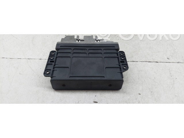 Блок управления коробкой передач 01N927733E, 5WP2111 Audi 80 90 S2 B4