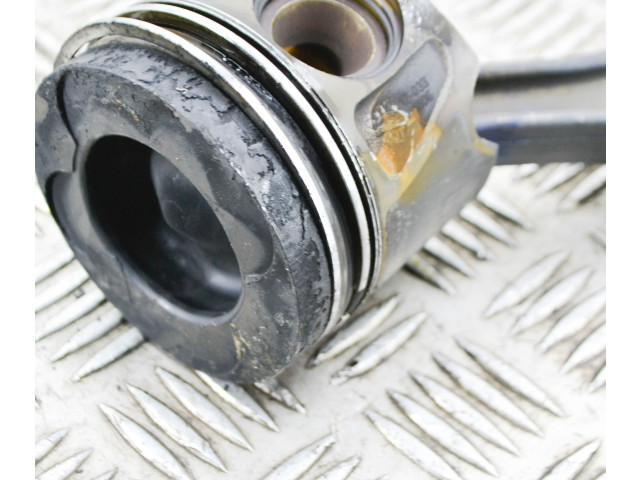 Přístrojová deska  Mercedes-Benz Vito Viano W639 2012 A6420304120, A6420302018  